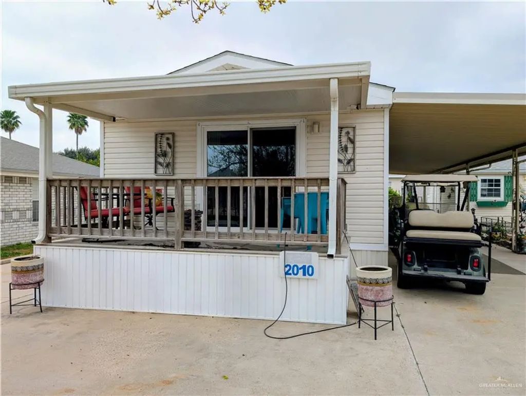 2010 Green Gate Circle E, Palmview