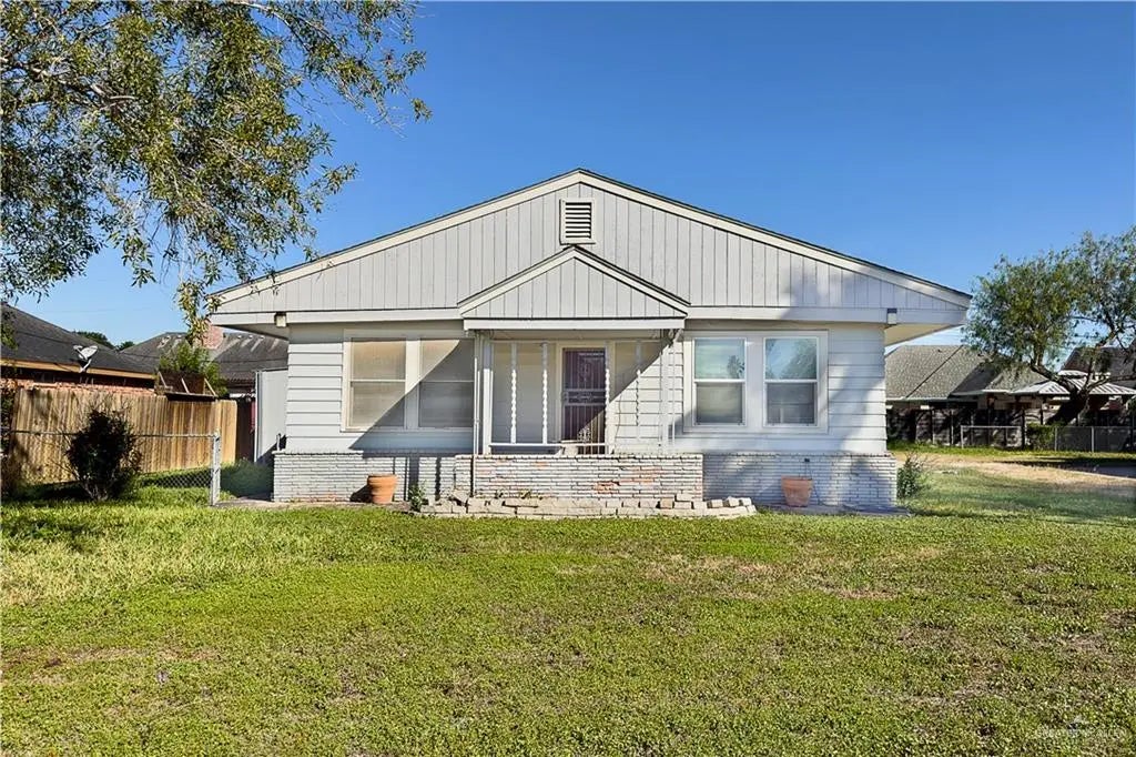 706 W 10th Street, Weslaco