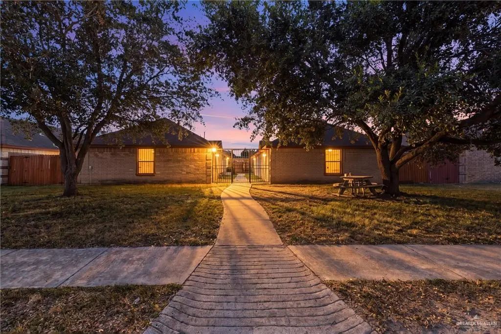 205 W Amy Drive, San Juan