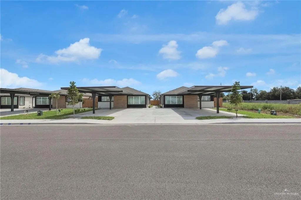 1620 Shadow Creek Drive 1, Weslaco