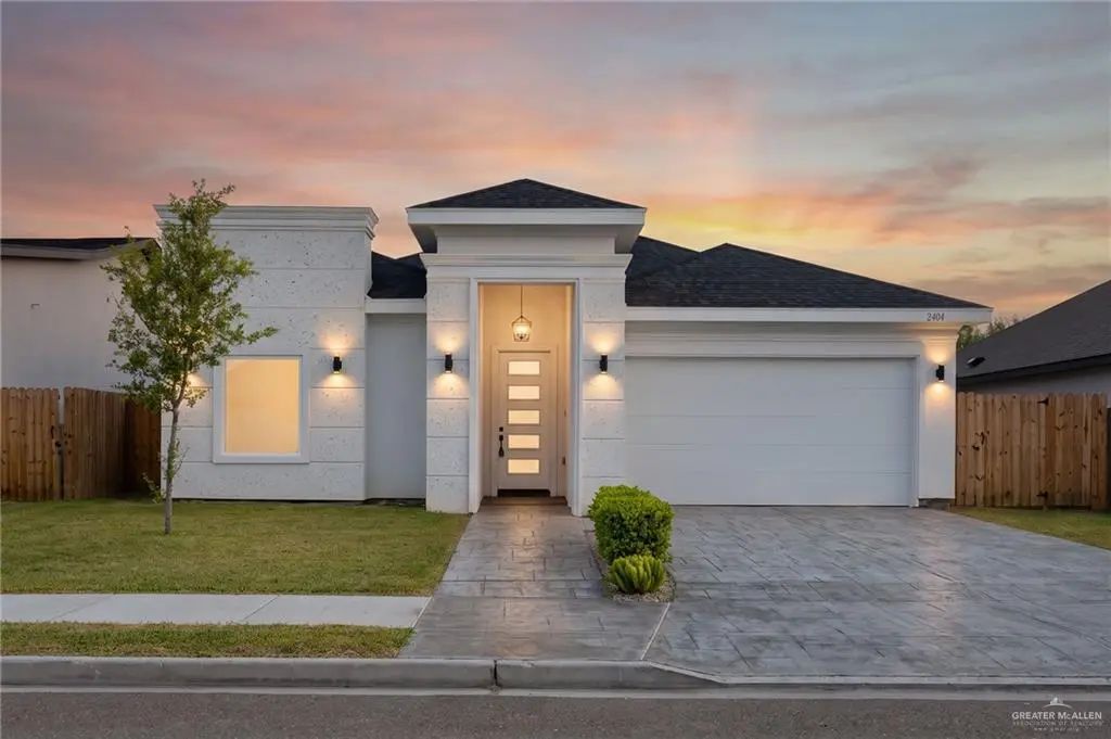2404 N Revolution Street, Edinburg