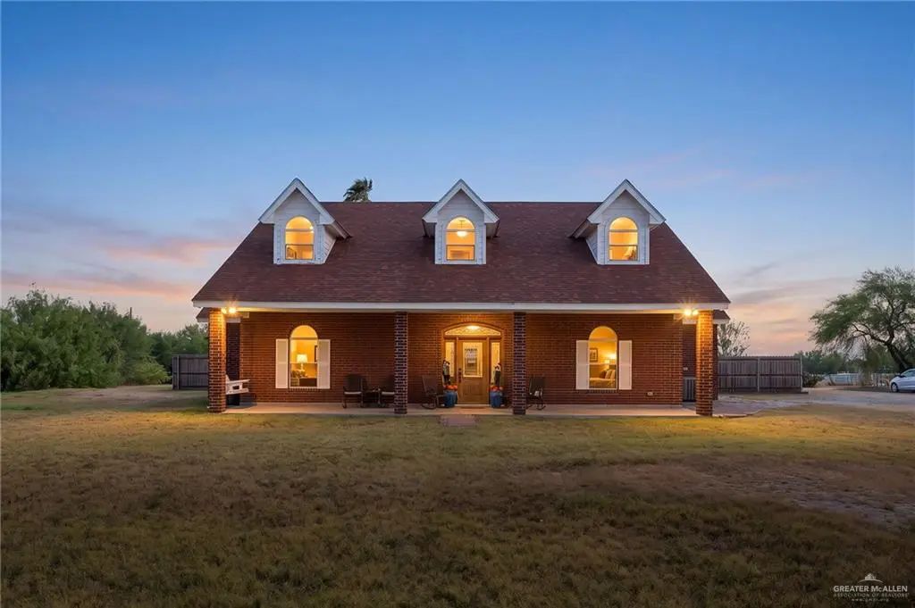 2904 N Moorefield Road, Mission