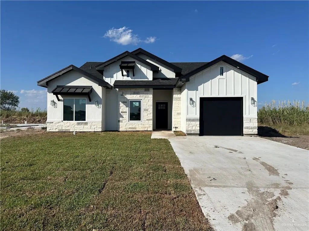 505 N Sophia Street, Elsa