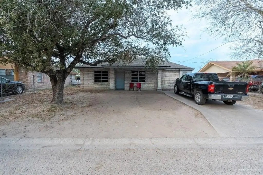 812 W 25th Street, Mission