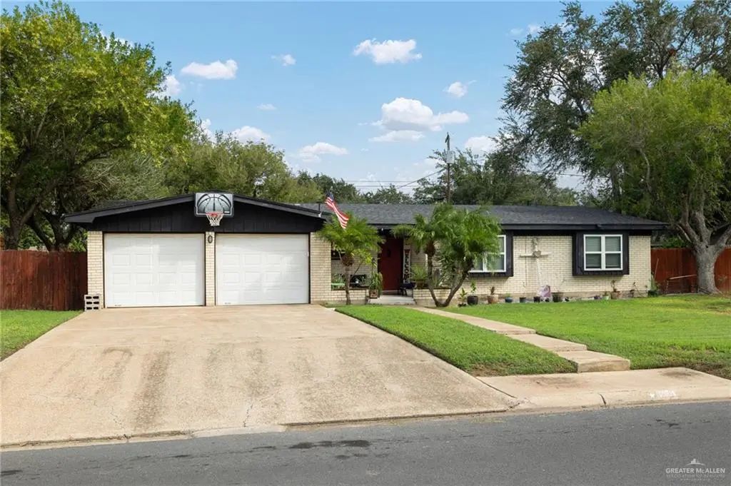 1124 W 4th Street, Weslaco