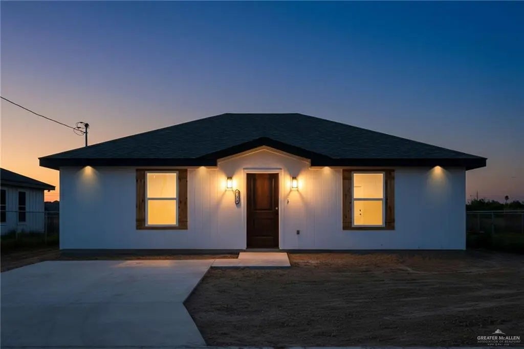 2194 Via Roma Street, Weslaco