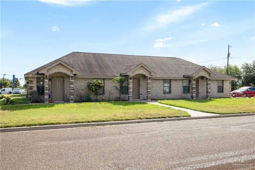 129 Delma Street C, Weslaco