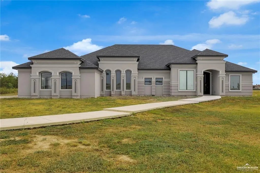 5692 E Mile 17 1/2 Road, Edinburg