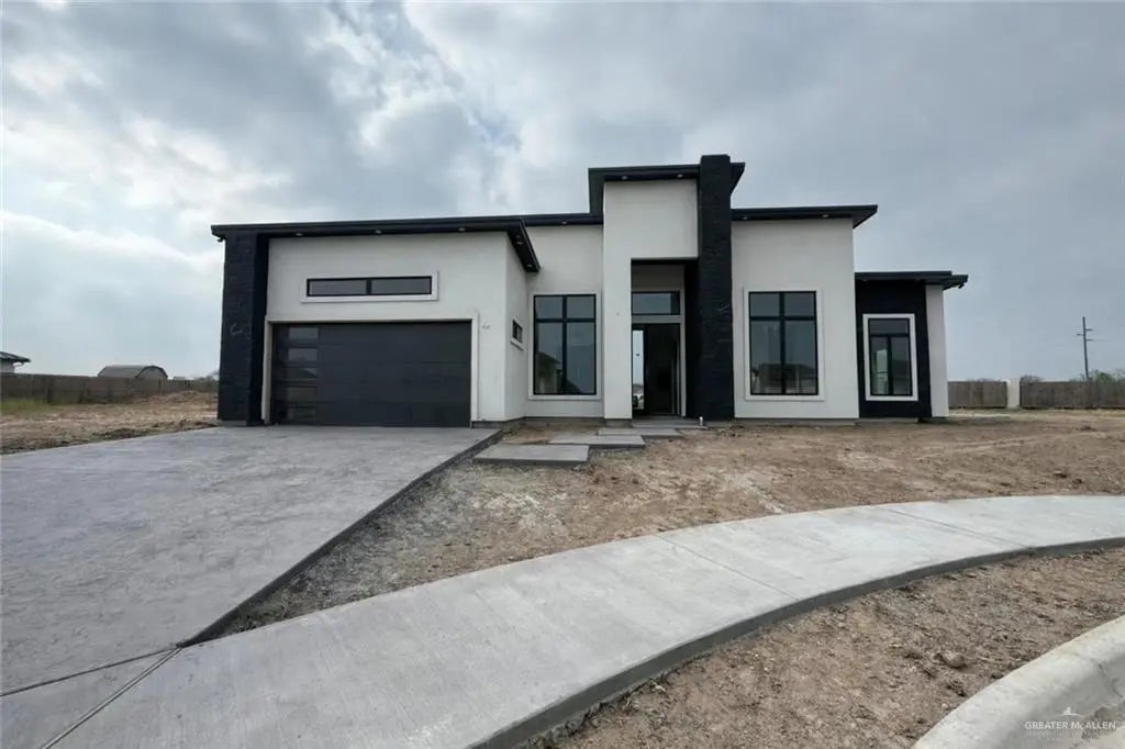 2106 E Clearwater Street, Edinburg