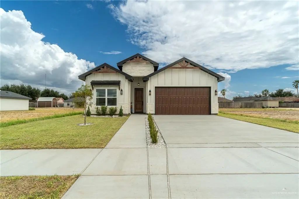 2820 N Alyna Avenue, Edinburg