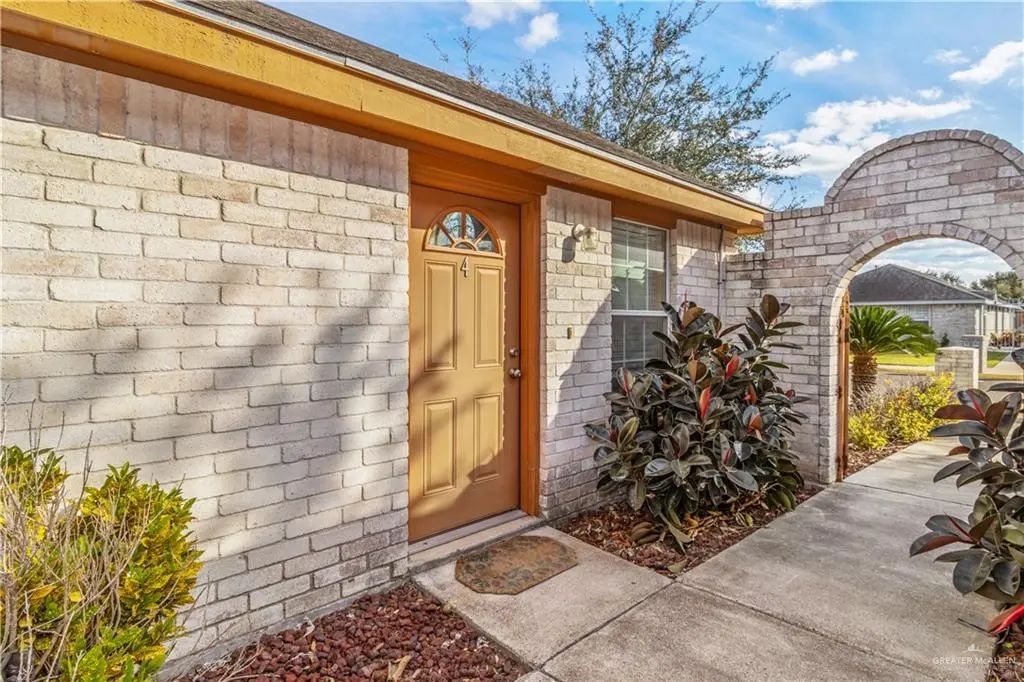 2403 W Candlelight Lane 4, Edinburg
