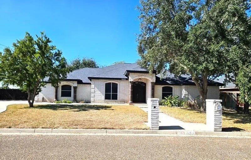 1405 Granrey Drive, Edinburg