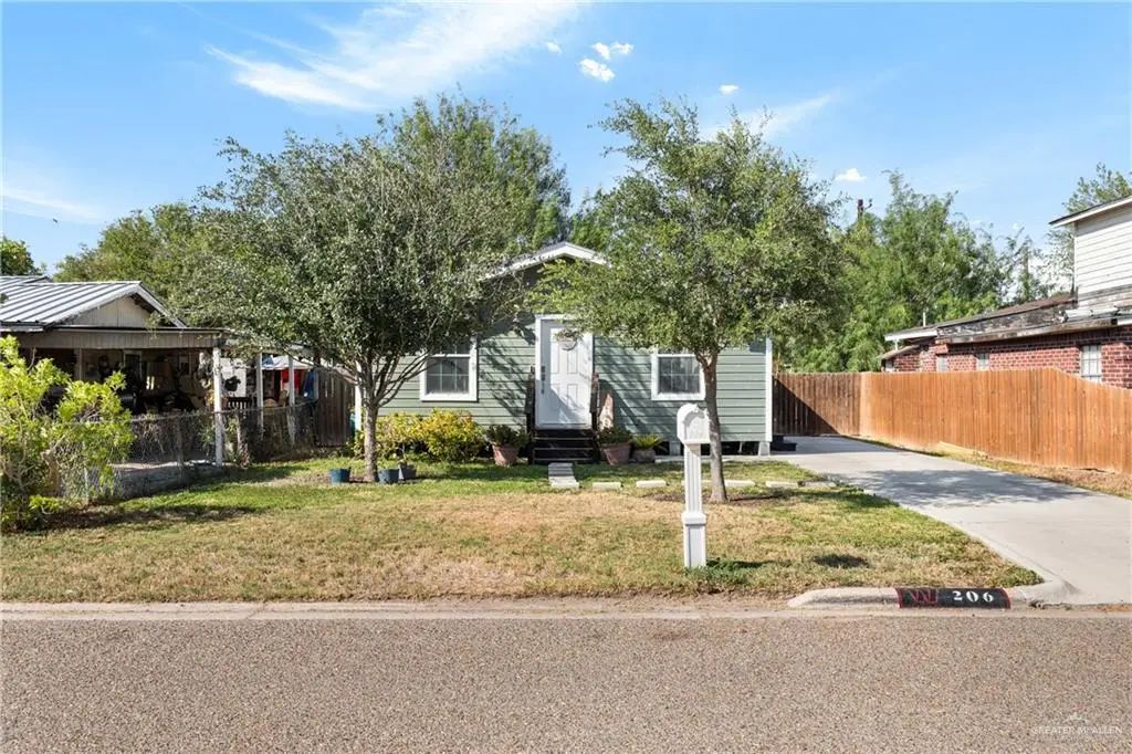 206 W Salazar Street, San Juan
