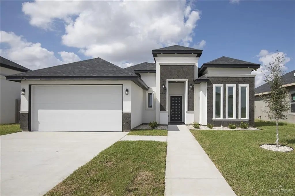 915 Pecan Street, Alton