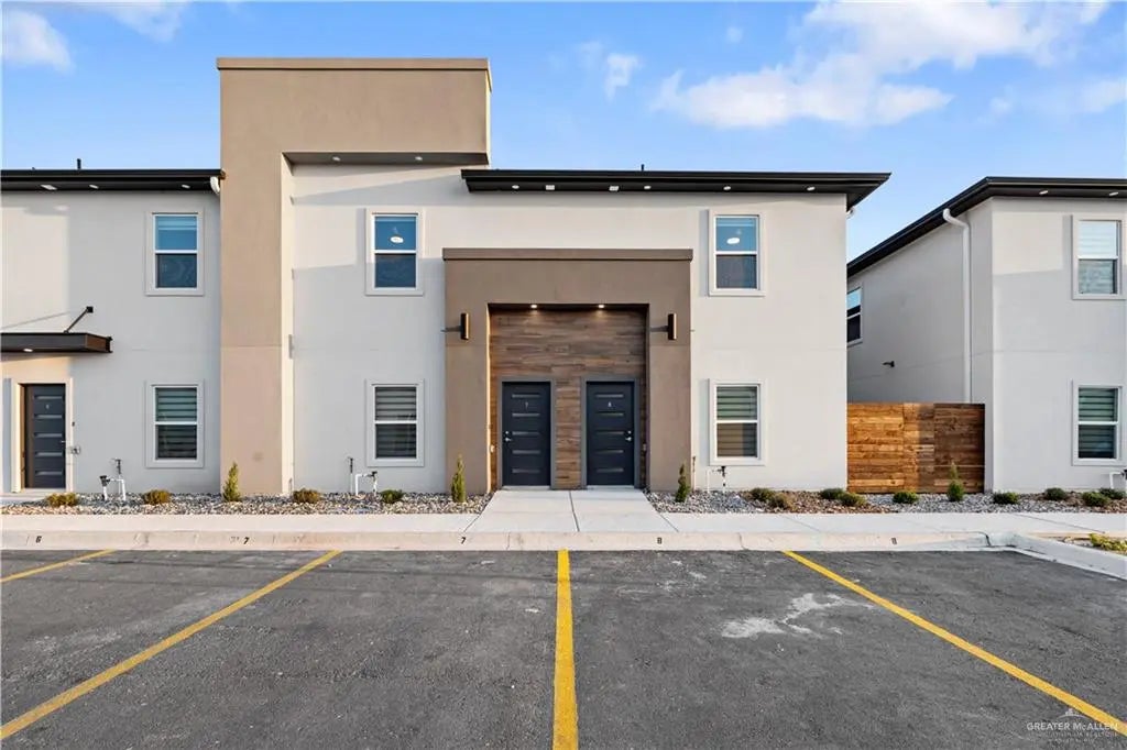 3512 Vanessa Lane 7, Weslaco