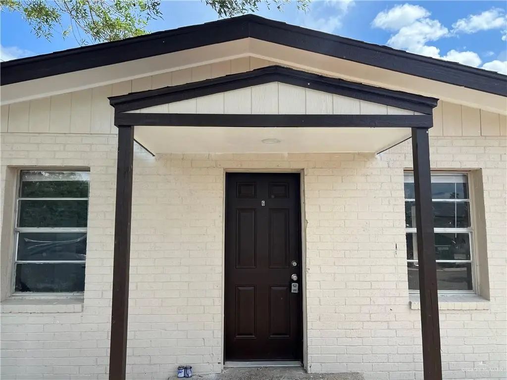106 N 17th Street N 3, Donna