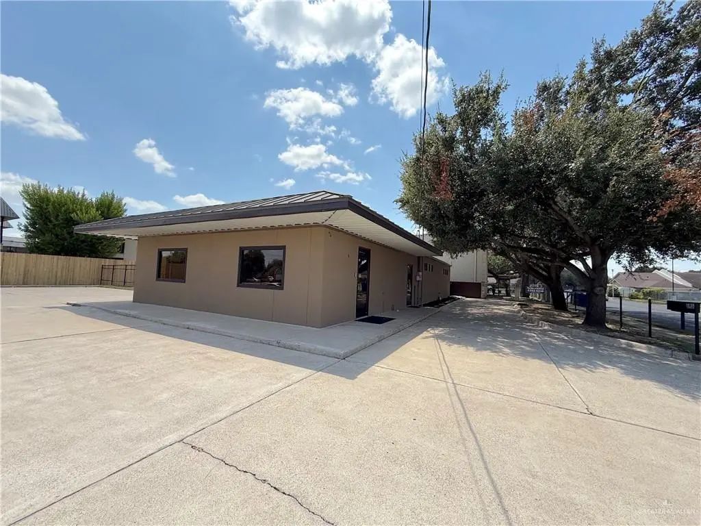 1419 Dove Avenue, McAllen