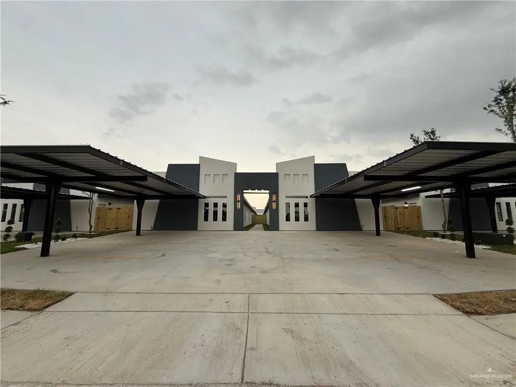 1301 Woodlands Trail 2, Pharr
