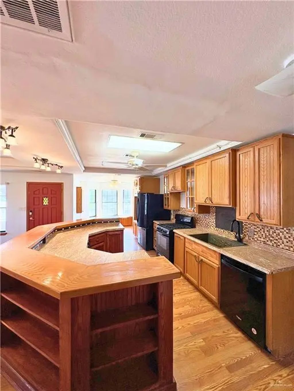 1921 Tyler Street, Mission Property Listing: MLS® #486761