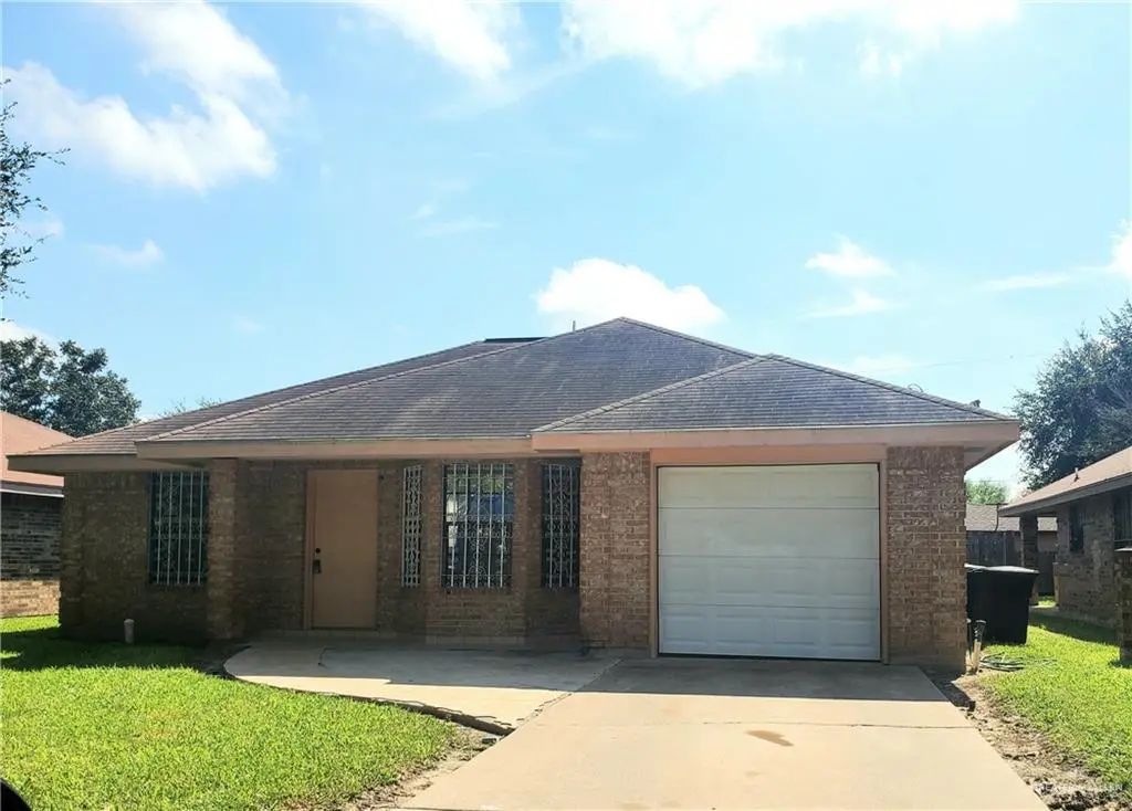 512 N 32nd Lane, McAllen
