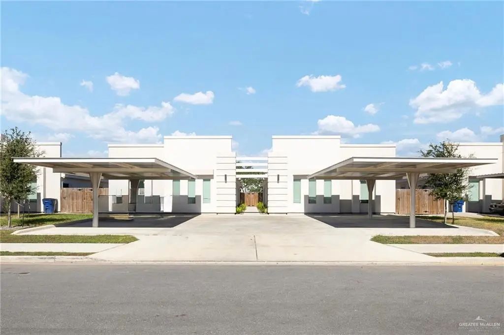 1002 Starr Street, Mercedes