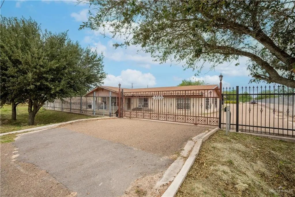 4500 W Expressway 83, Palmview
