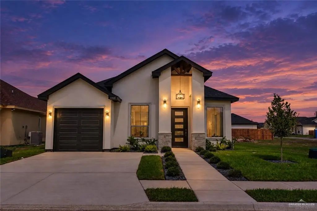 1313 E Acacia Drive, San Juan