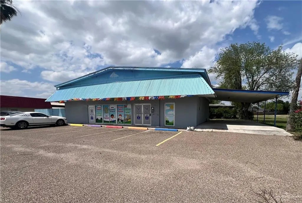 909 W Business 83 Highway, Mission