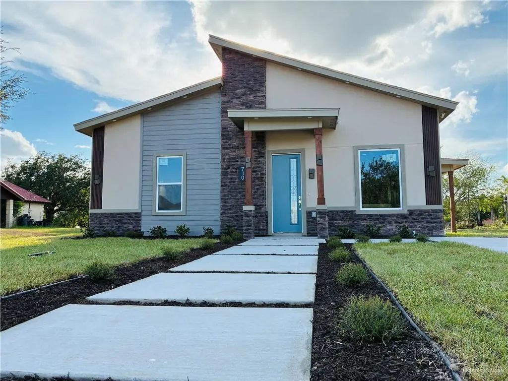 710 Lyons, Progreso