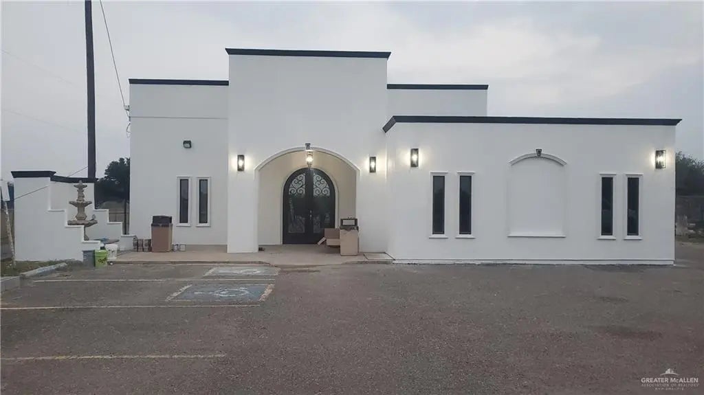 2813 W Business 83, Weslaco