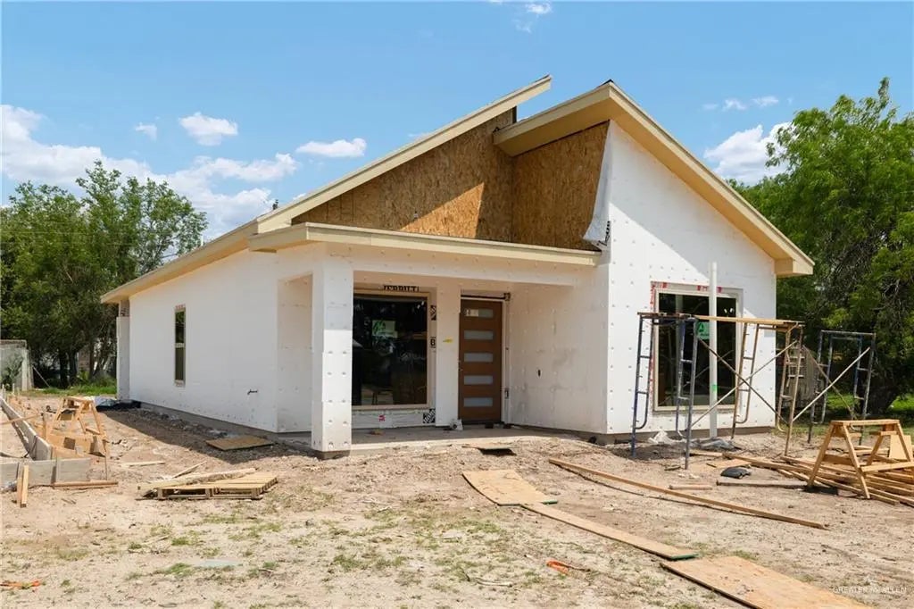 232 W Longoria Drive, Pharr