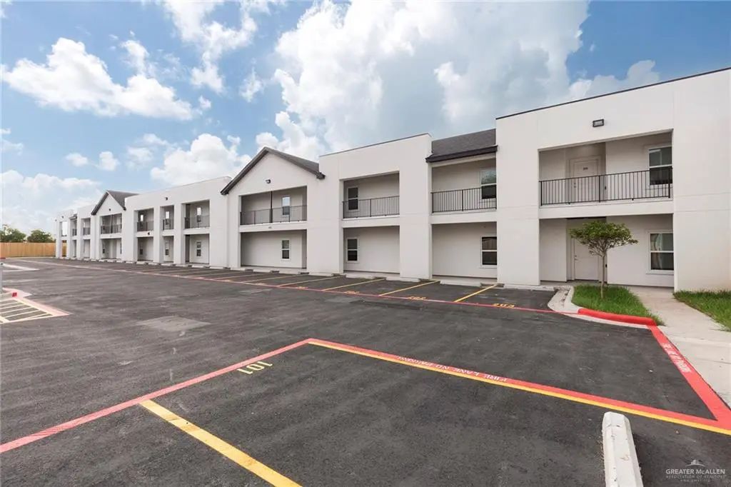 820 E Cedar Avenue 101, McAllen