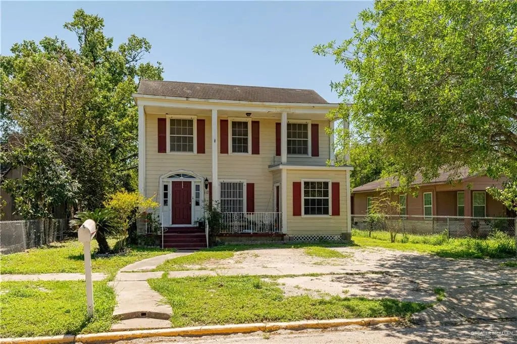 117 W Pierce Avenue, Harlingen