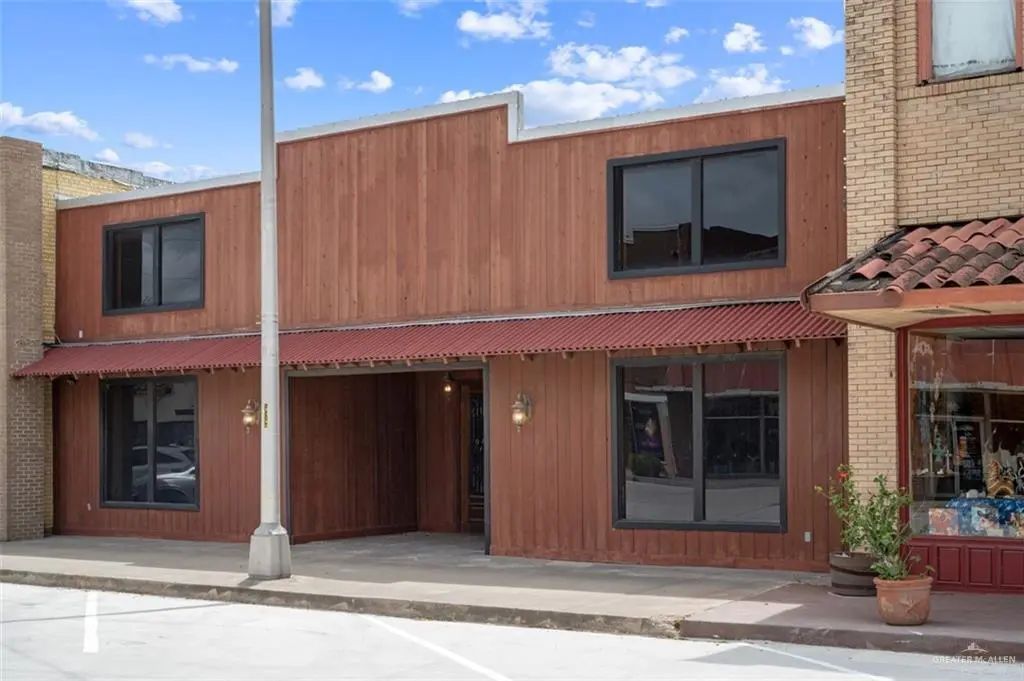 221 E Kleberg Avenue, Kingsville