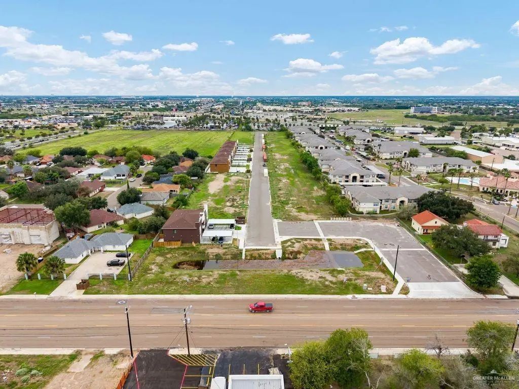 1013 E Santa Rosa Street, Edinburg