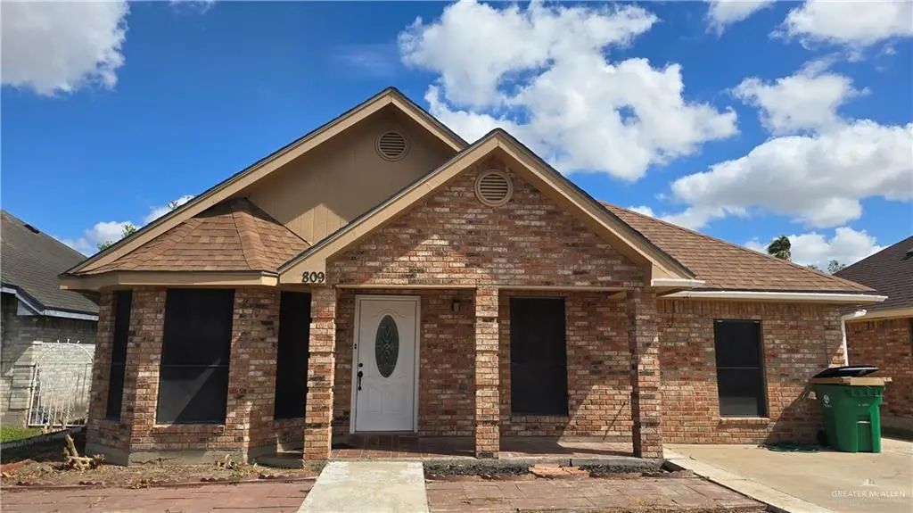 809 E Azalea Avenue, Hidalgo