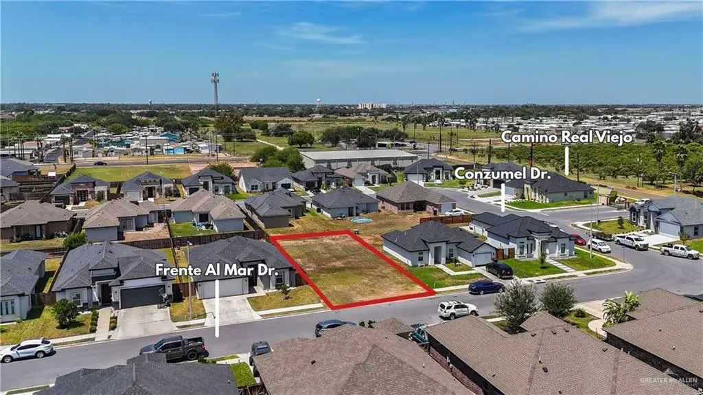 1314 Frente Al Mar Drive, Weslaco