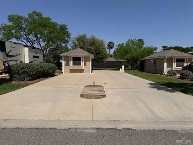 3810 Pelican Way, Mission