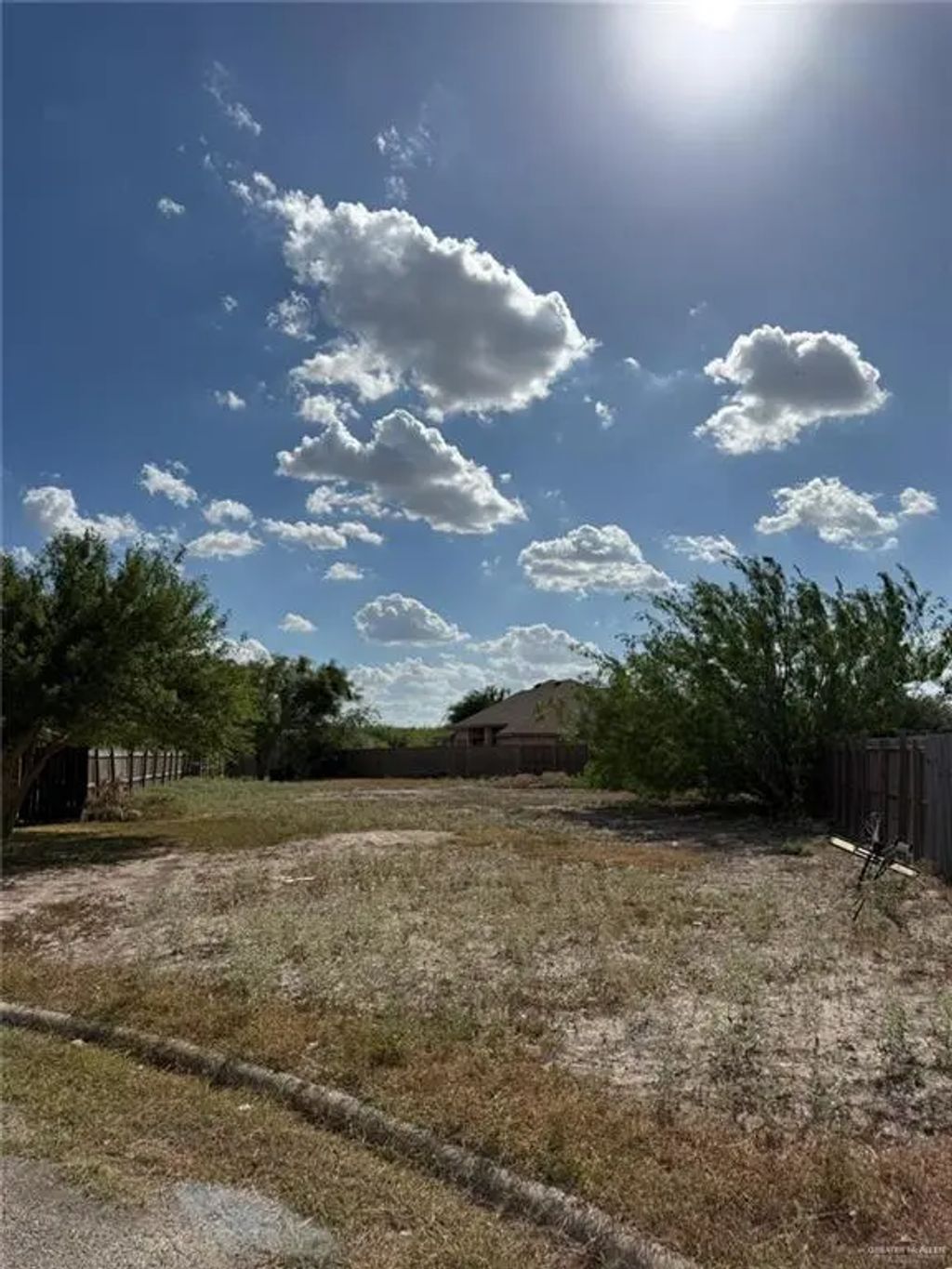 710 S 16th Street, Hidalgo