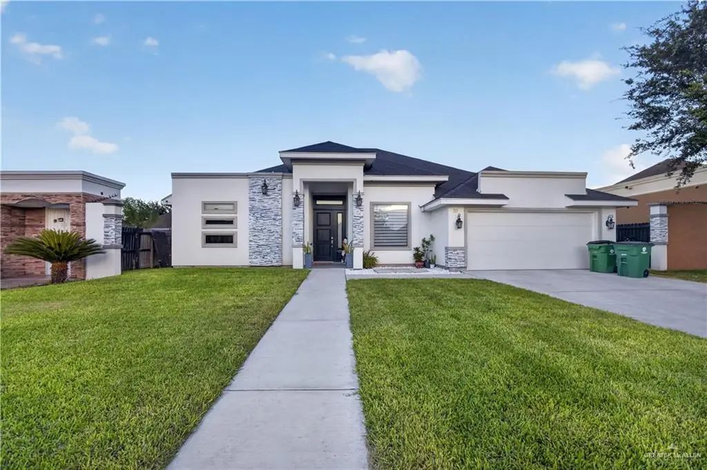 211 N 17th Street, Hidalgo