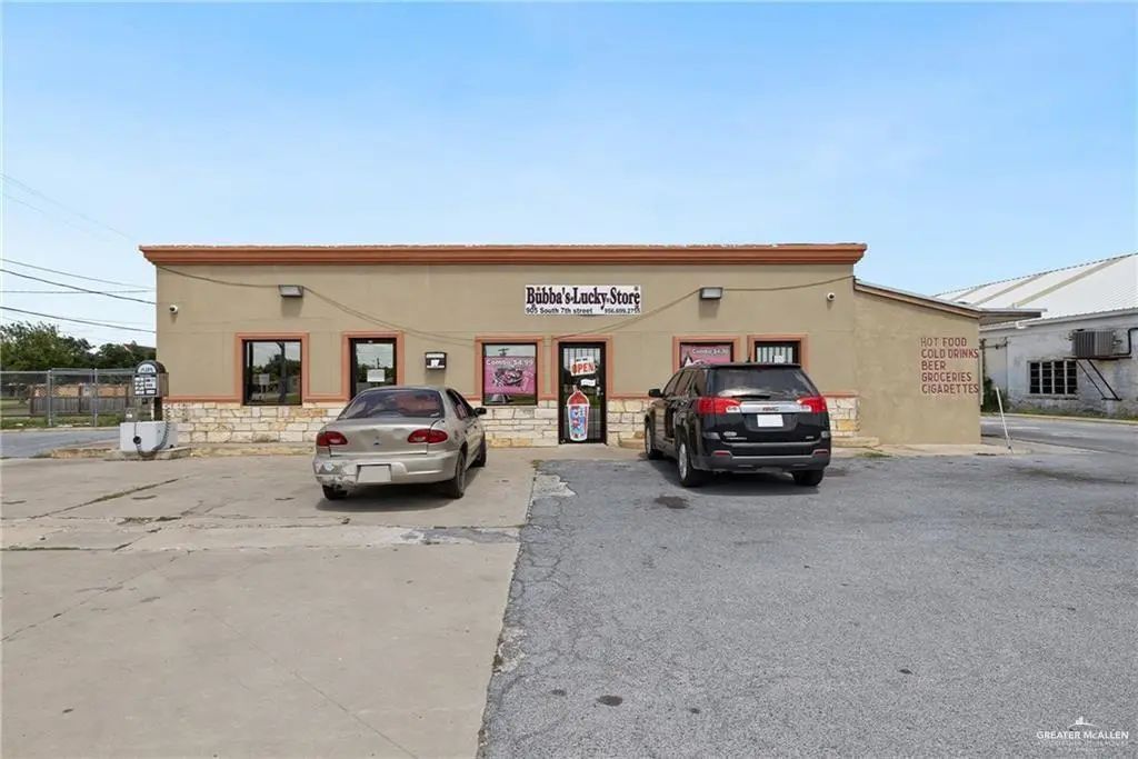 905 7th Street, Raymondville