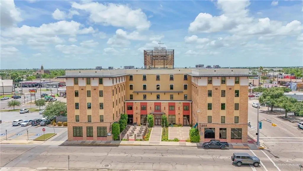 202 S 1st Street, Harlingen