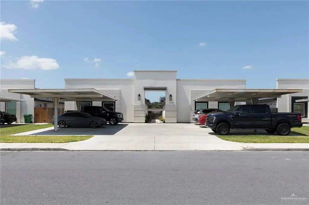 1006 Sugar Garden Drive, Pharr