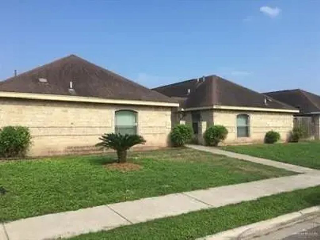 1205 S Palm Drive S 1, Pharr