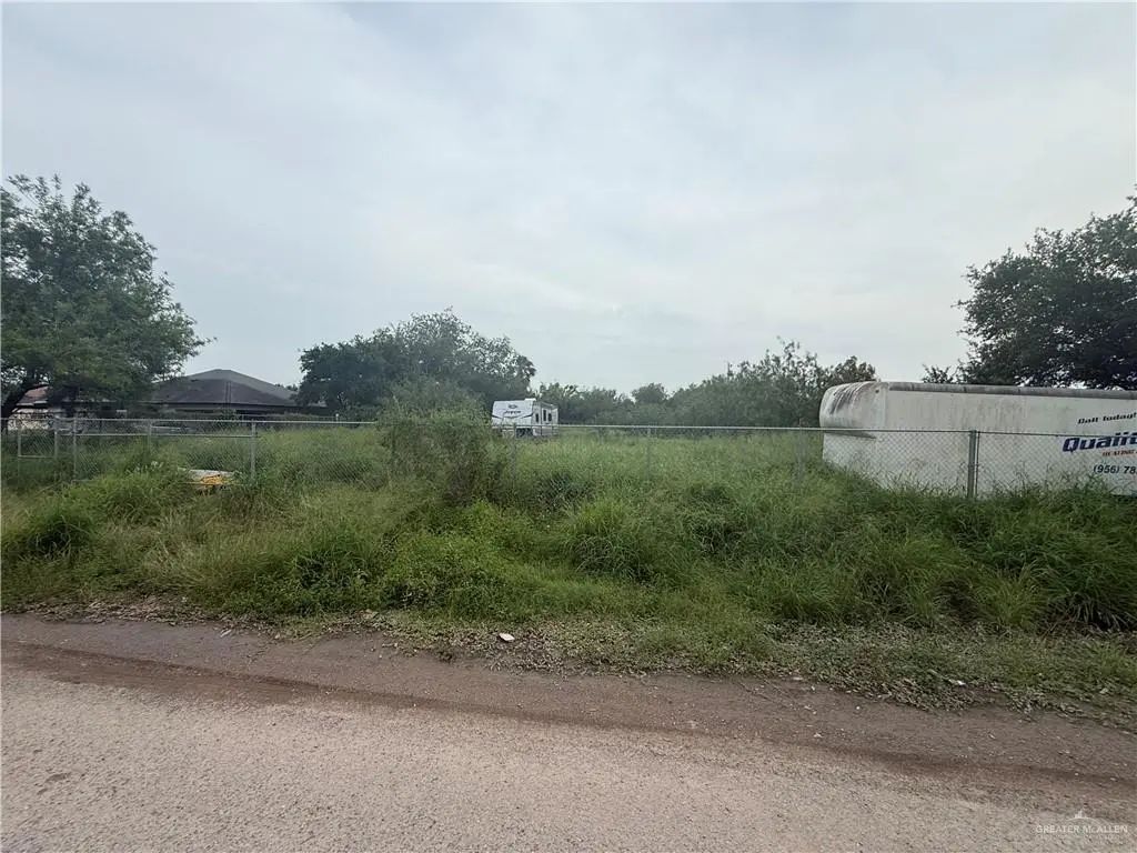 437 Rio Grande Circle, Alamo