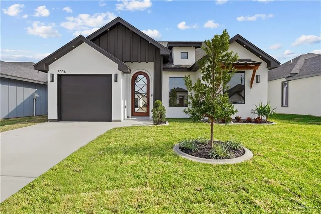 5904 N Playa Del Sol Street, Edinburg