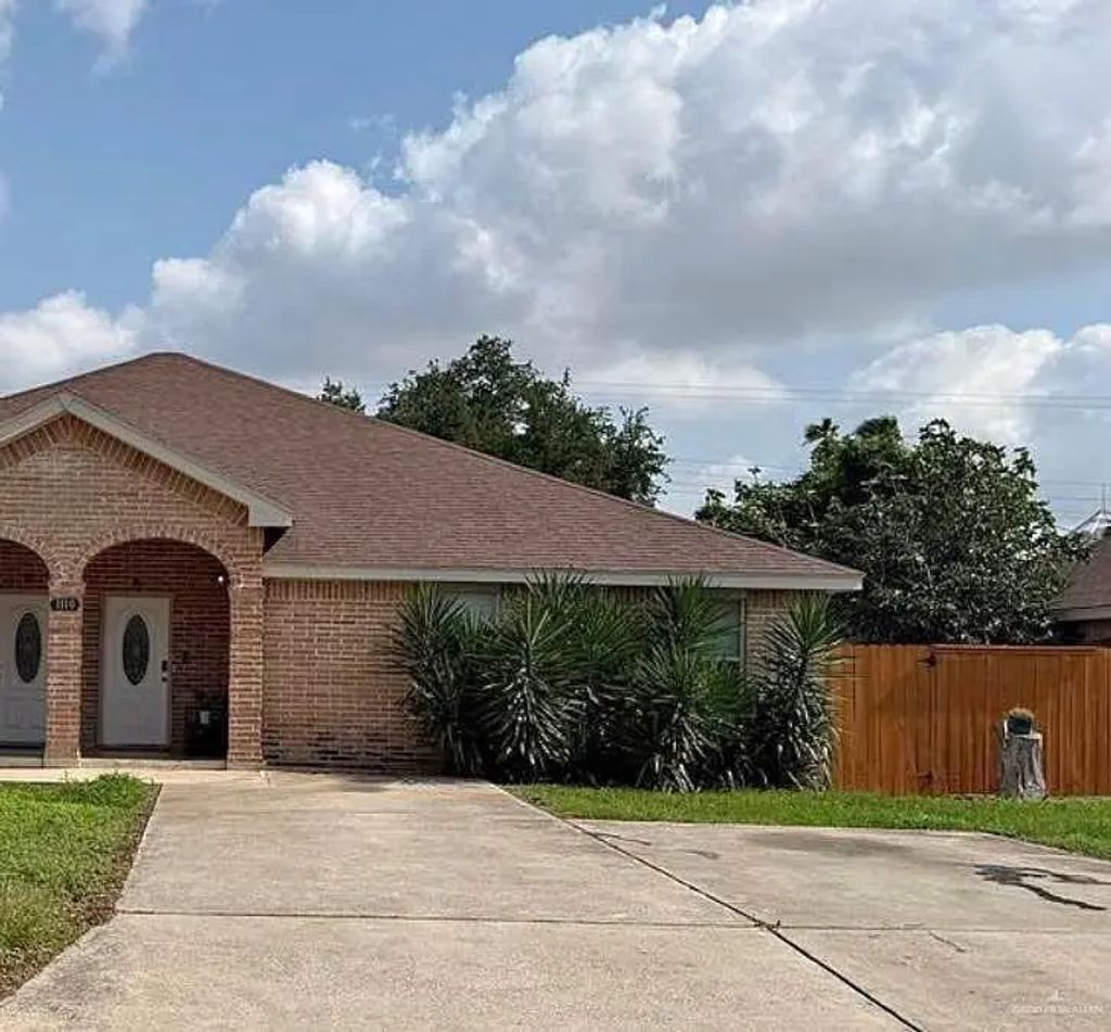 1110 W Gardenia Avenue A, McAllen