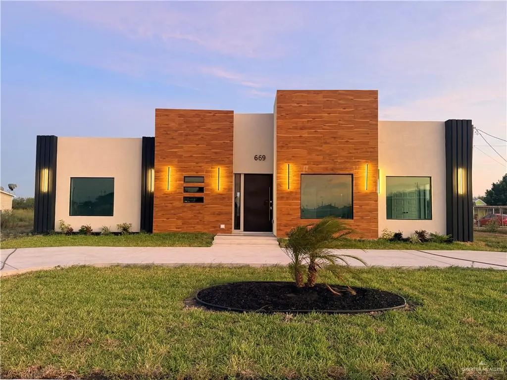 669 Tommy Drive, Donna