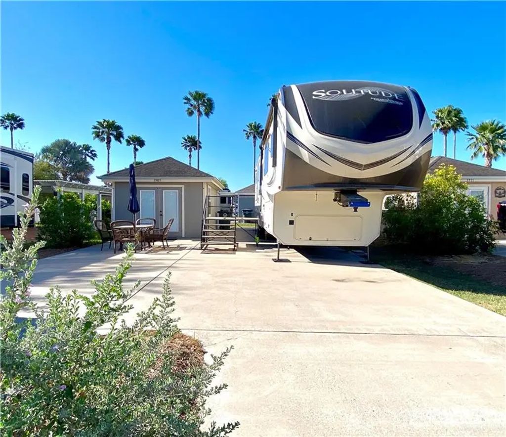 3909 Mallard Drive, Mission