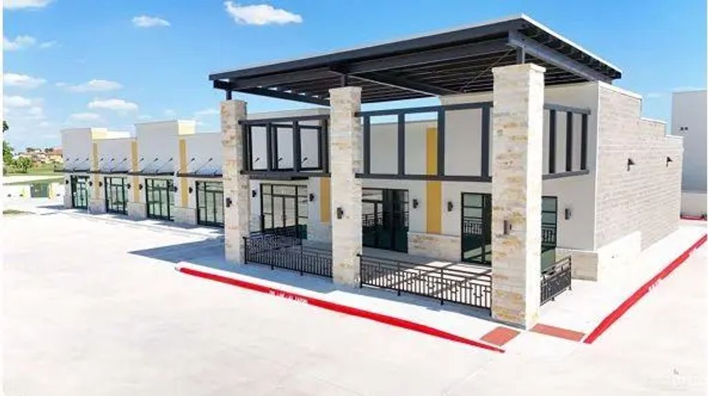 2708 Los Lagos Drive 15, Edinburg